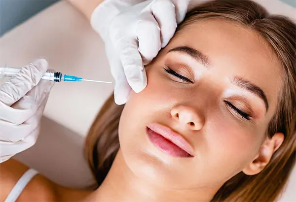 Tiêm botox kiêng gì? Những lưu ý sau khi tiêm