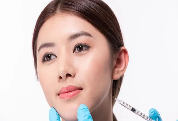 Tiêm botox là gì? Tiêm botox có tác hại không?